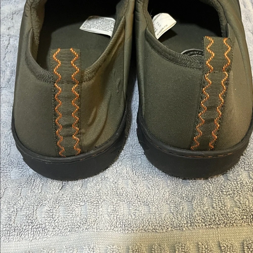 Ozark Trail Puffer Slippers in olive green